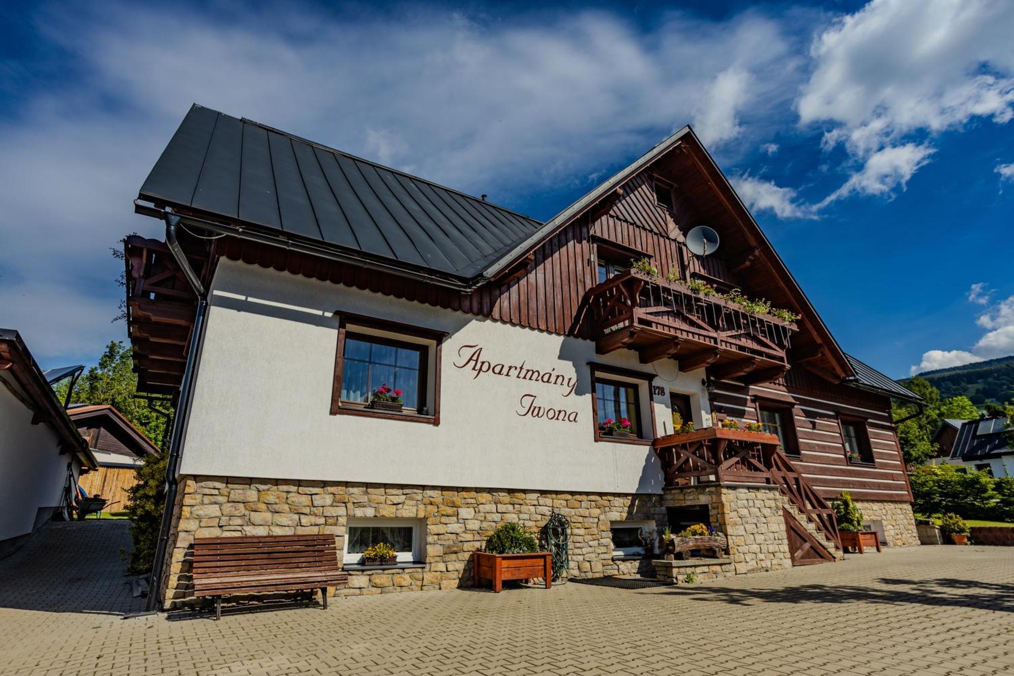 Apartmany Iwona Rokytnice nad Jizerou Esterno foto